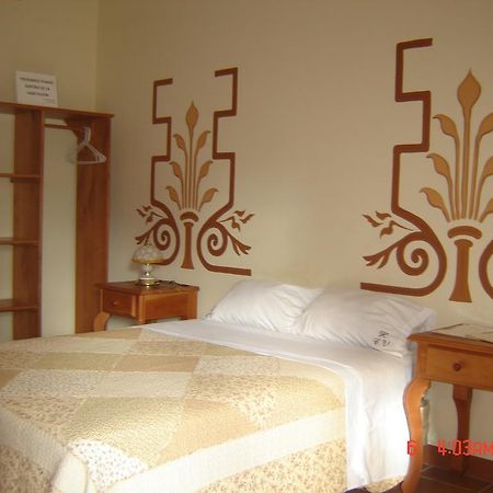 Hostal Casa Vieja Chiquimula Eksteriør billede